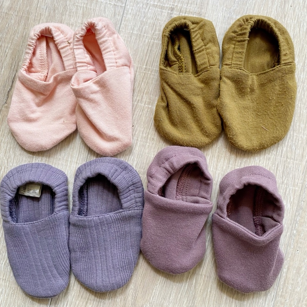 SET OF 4! KATE QUINN Baby Slippers - 3-6mos